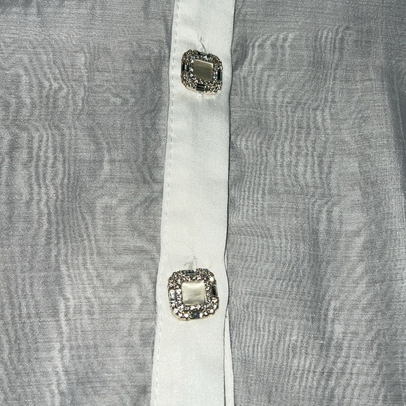 NWOT On Twelfth Button Down Top - Picture 4 of 10